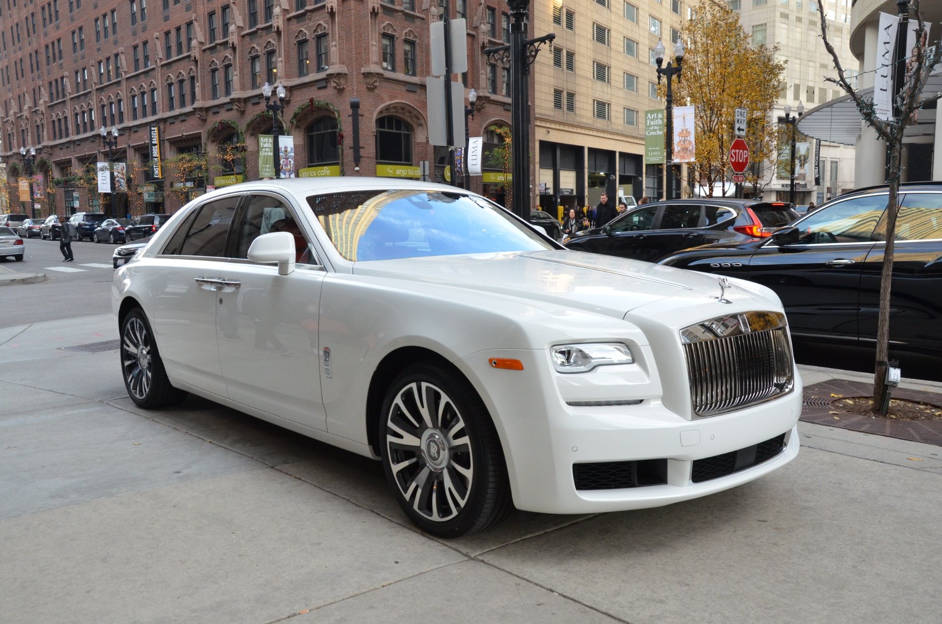 2018 RollsRoyce Ghost Full Specs Features and Price  CarBuzz