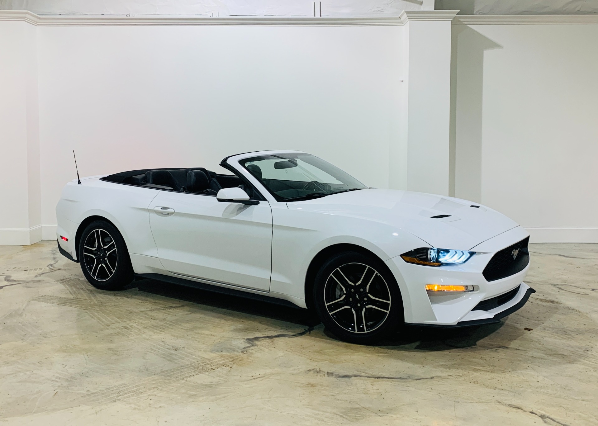 Used 2018 Ford Mustang EcoBoost For Sale (Sold) | Road Show ...